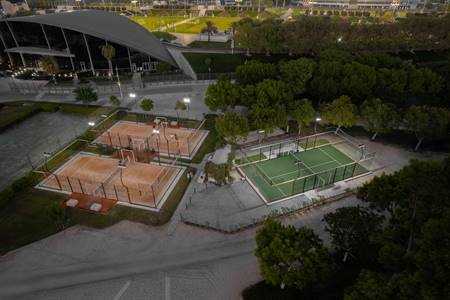 Slider padel qatar.JPEG